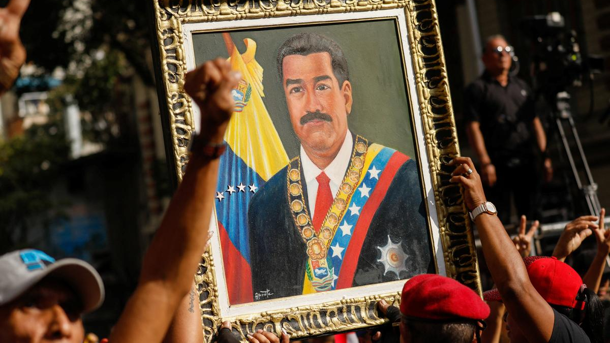 Gempa Pasar Venezuela: Dow, S&P 500 & Saham Energi Melonjak Saat Trump Tumbangkan Maduro. Apa Dampaknya untuk Pasar 2026?